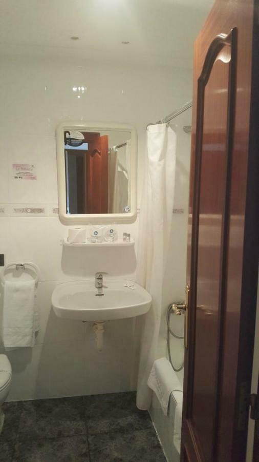 La Bilbaina Hotel Vitoria-Gasteiz Room photo